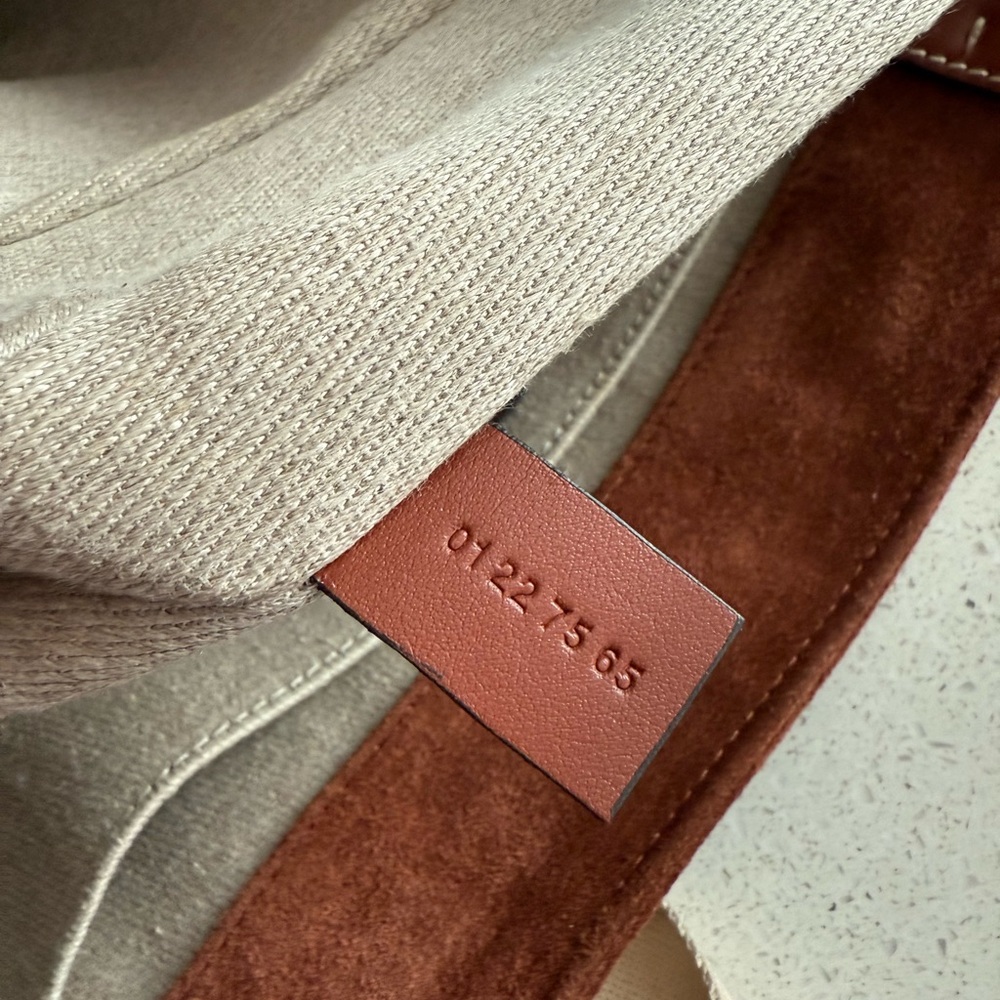 Chloé Woody Suede Medium Sepia Brown - Picture 9 of 11